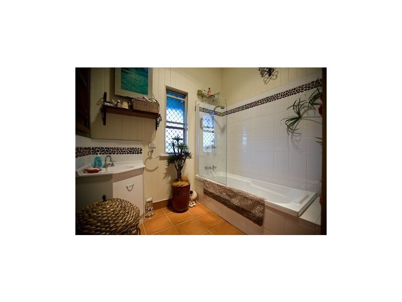 Lower Wonga QLD 4570