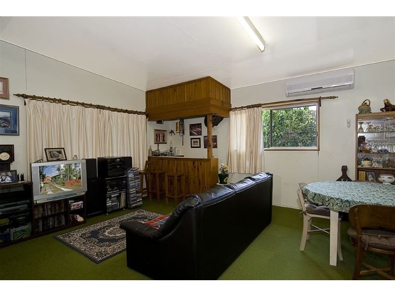 11 Spectrum Street, Rainbow Beach QLD 4581