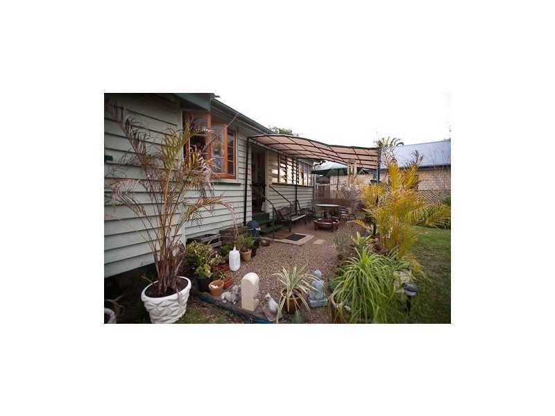 11 Busby Street, Amamoor QLD 4570