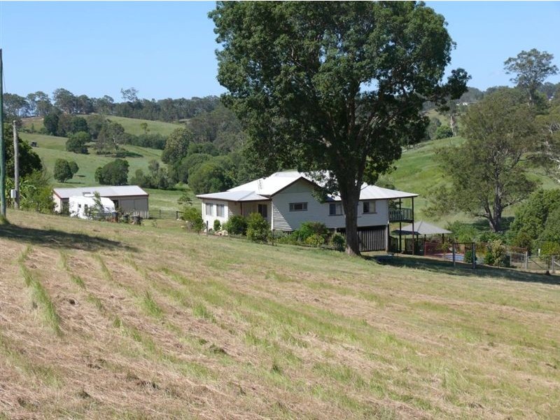 112 Hood Road, Veteran QLD 4570