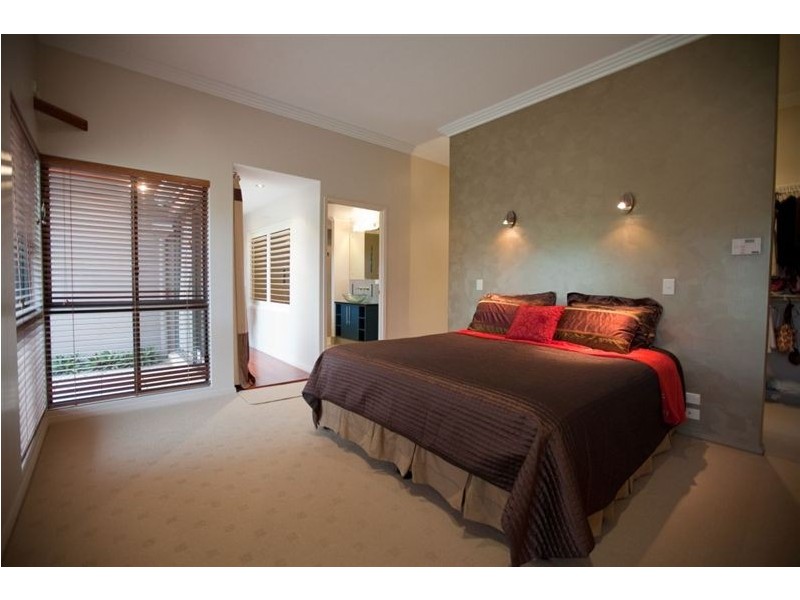 30 Blue Wing Boulevard, Araluen QLD 4570