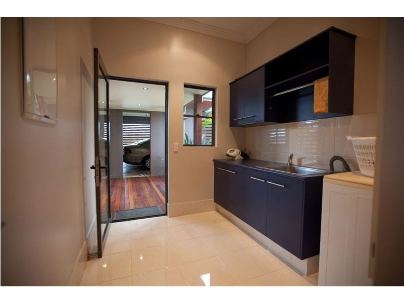 30 Blue Wing Boulevard, Araluen QLD 4570