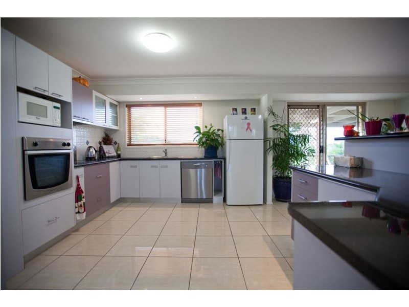 72 Groundwater Road, Southside QLD 4570
