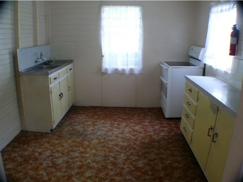 8 Excelsior Road, Gympie QLD 4570