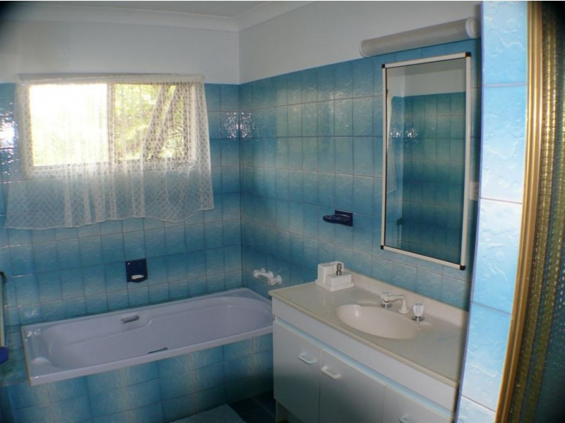 216 Jimbour Road, The Palms QLD 4570