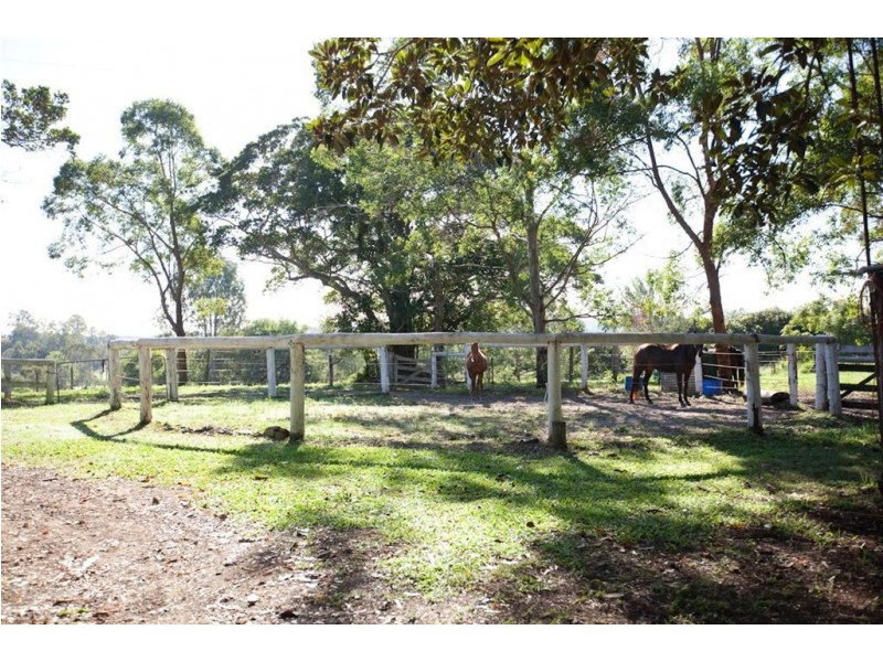 30 Mullins Creek Road, Goomboorian QLD 4570