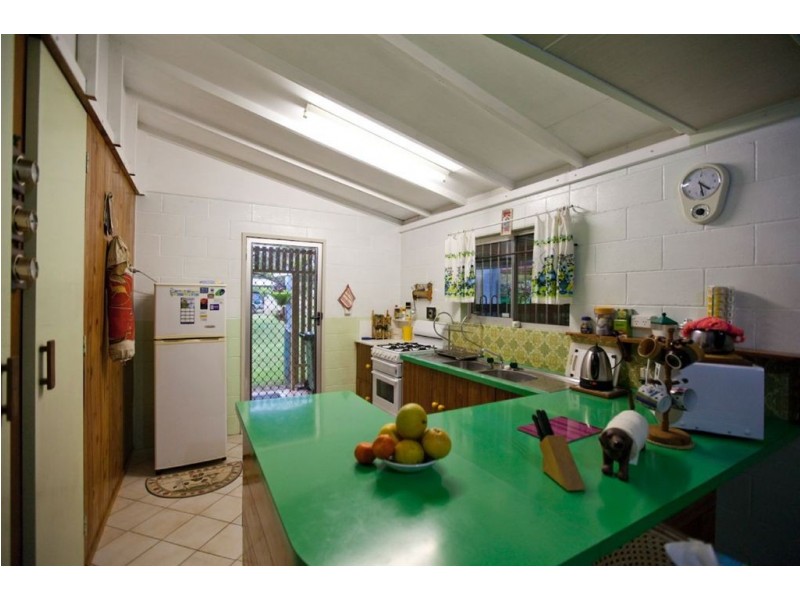 479 Tin Can Bay Road, Canina QLD 4570