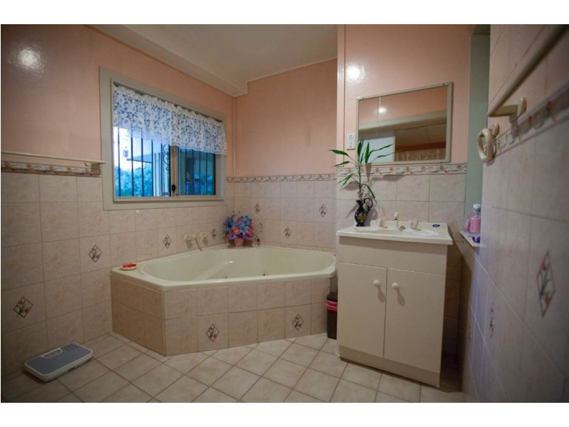 479 Tin Can Bay Road, Canina QLD 4570