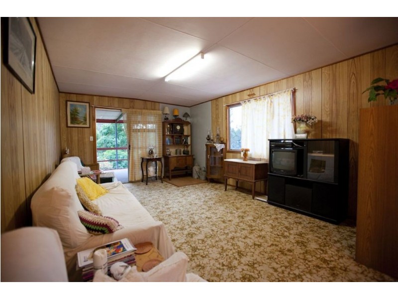 479 Tin Can Bay Road, Canina QLD 4570