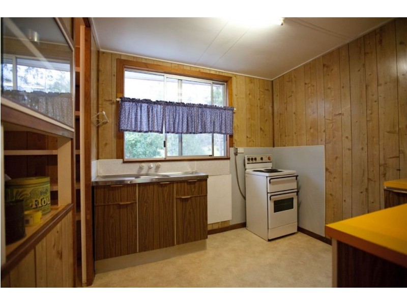 479 Tin Can Bay Road, Canina QLD 4570