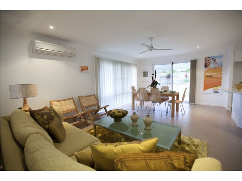 21 Presidential Avenue, Jones Hill QLD 4570