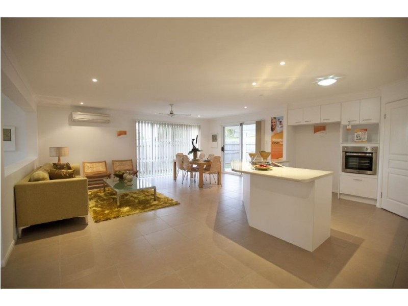 21 Presidential Avenue, Jones Hill QLD 4570