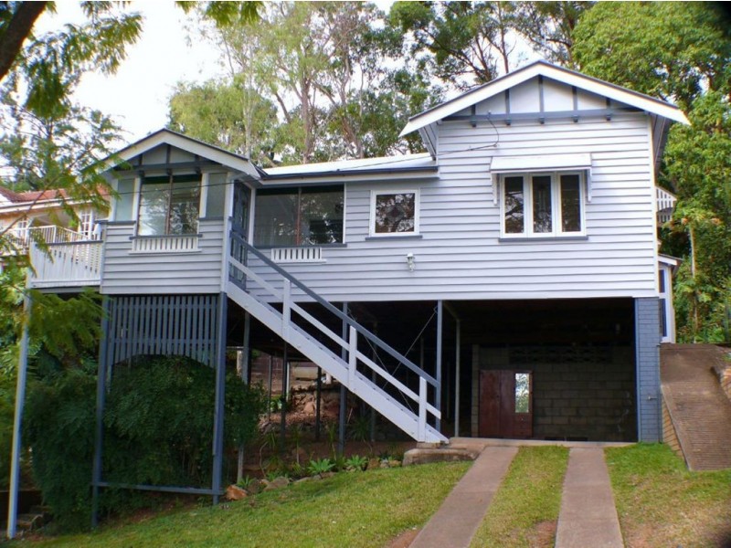 16 Calton Terrace, Gympie QLD 4570