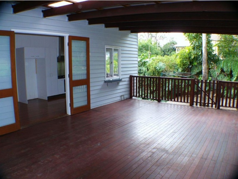 16 Calton Terrace, Gympie QLD 4570
