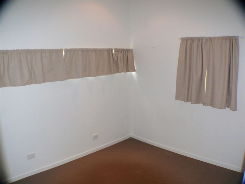 16 Calton Terrace, Gympie QLD 4570