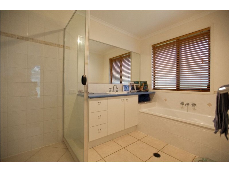 5 Connemara Court, Gympie QLD 4570