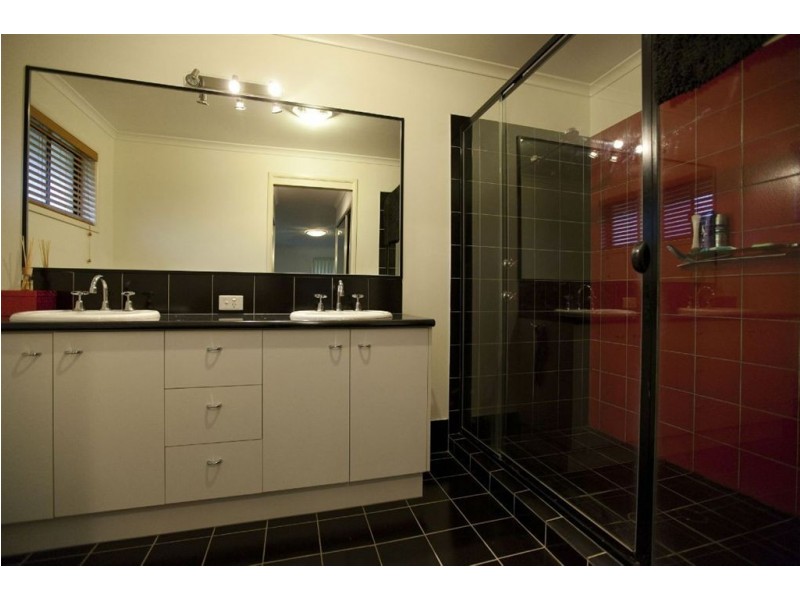 5 Connemara Court, Gympie QLD 4570