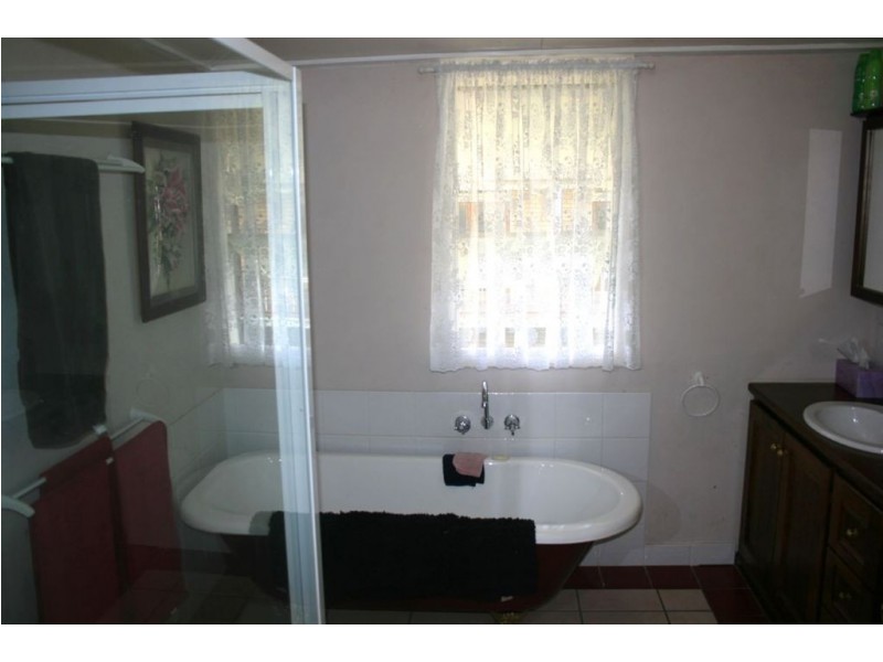 14 Lady Mary Terrace, Gympie QLD 4570