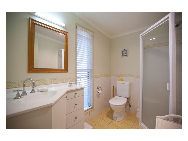 3 Melaleuca Court, Southside QLD 4570