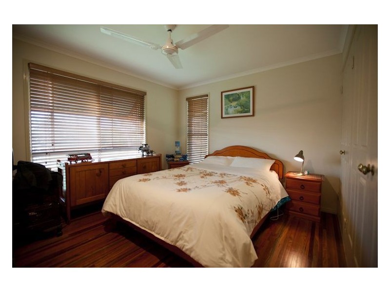 3 Melaleuca Court, Southside QLD 4570