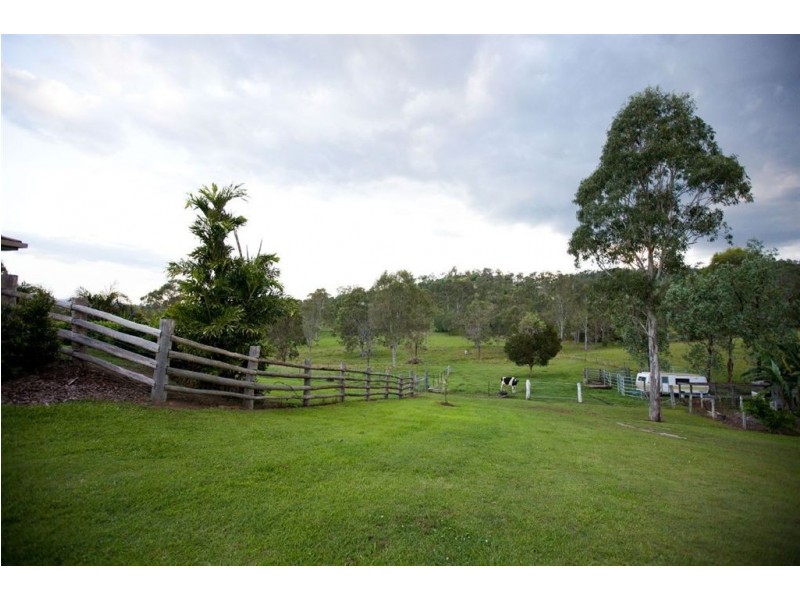 47 Anne Marie Road, Chatsworth QLD 4570