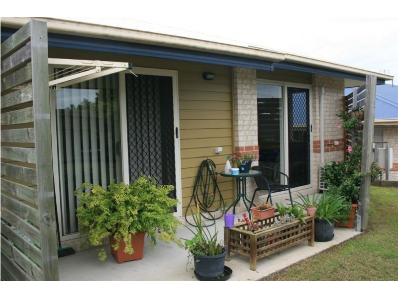 41/2 College Road, Southside QLD 4570