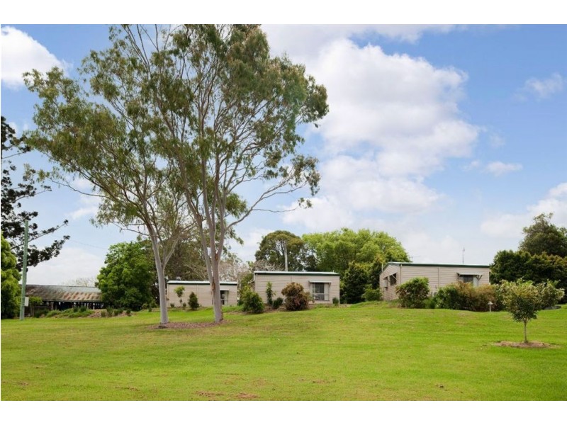 9 Power Road, Southside QLD 4570