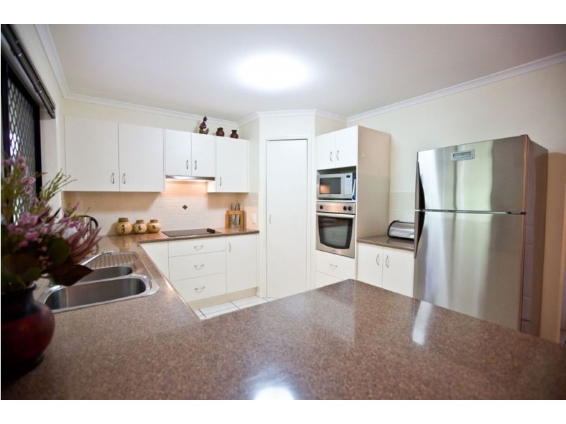22 Federation Court, Southside QLD 4570