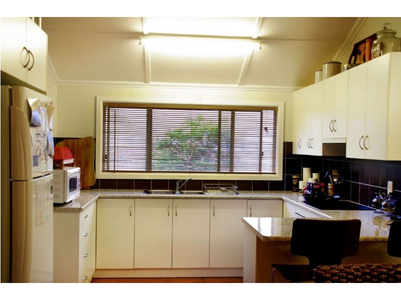 65 Robinson Road, Calico Creek QLD 4570