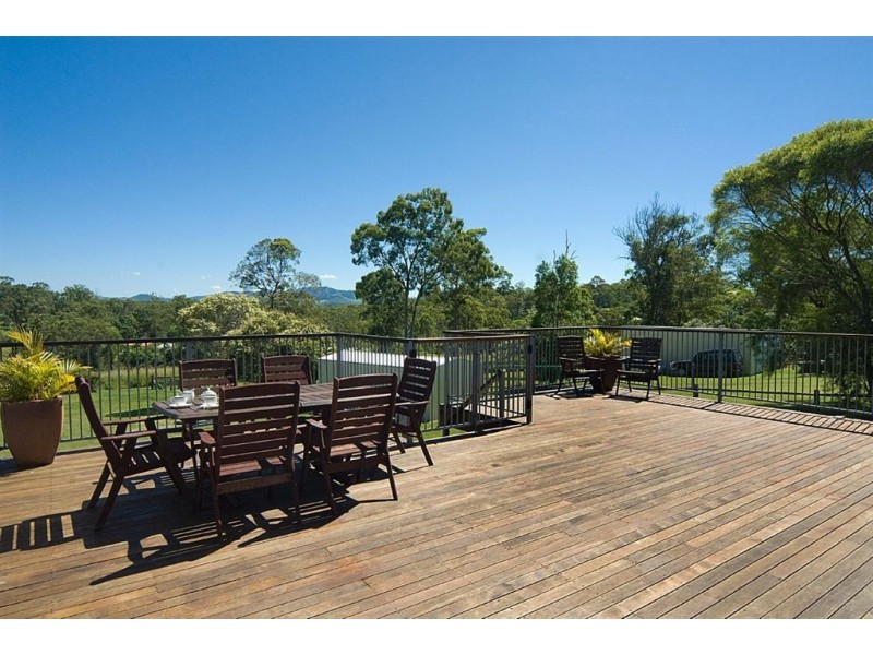 72 Watson Road, Southside QLD 4570