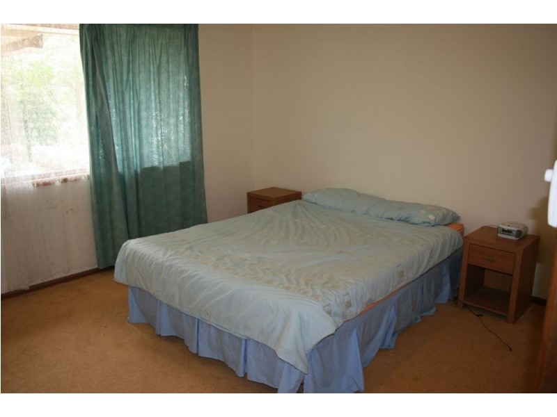 25 Plowman Road, Canina QLD 4570