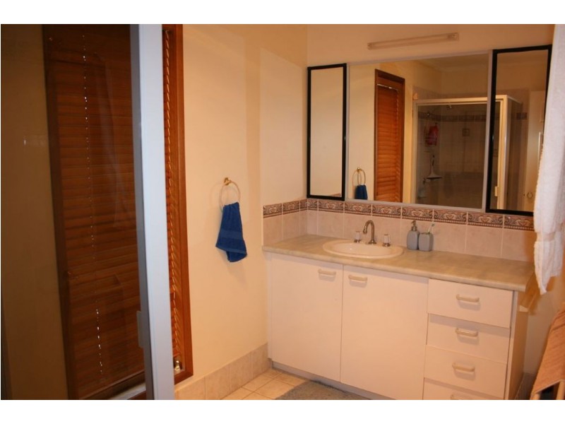25 Plowman Road, Canina QLD 4570