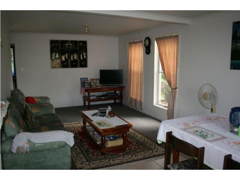 5 Rose Street, Kilkivan QLD 4600