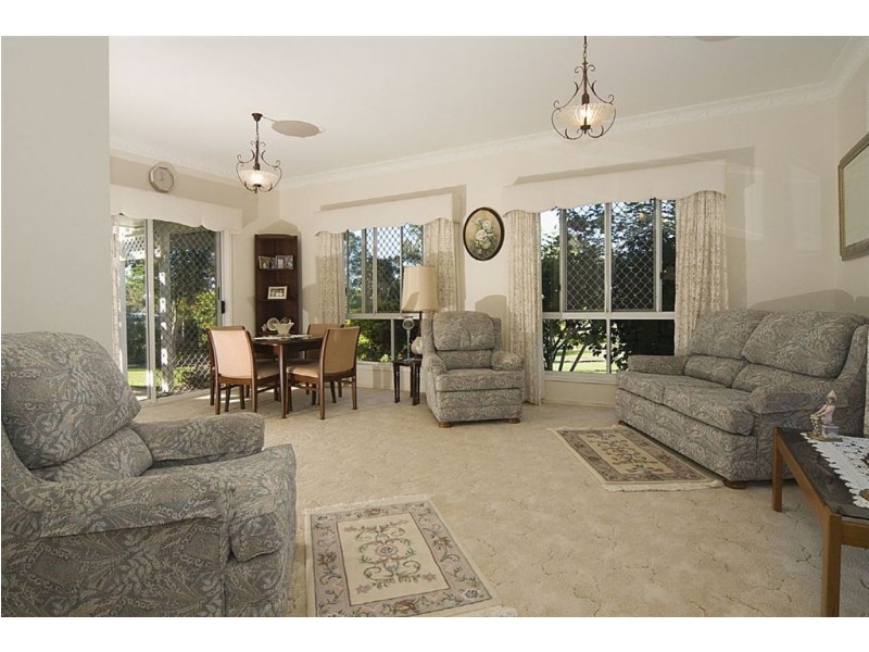 85 McIntosh Creek Road, Jones Hill QLD 4570