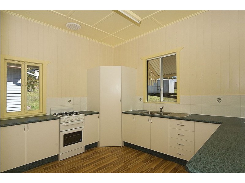 23 Crescent Road, Gympie QLD 4570