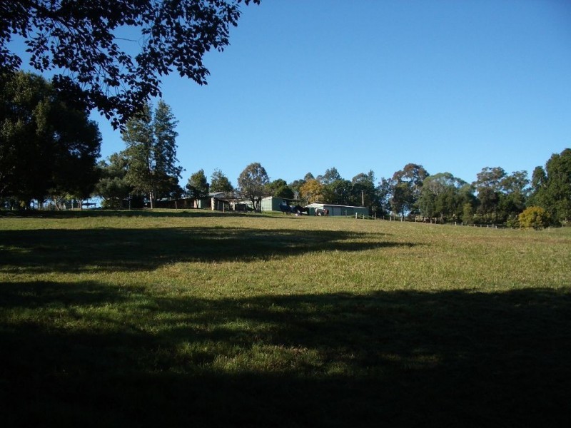 693 East Deep Creek Road, Cedar Pocket QLD 4570