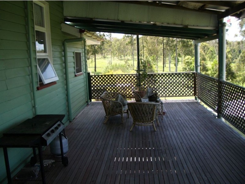 146 Beckmans Road, Glenwood QLD 4570