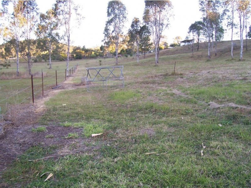 52 Reid Road, Widgee QLD 4570