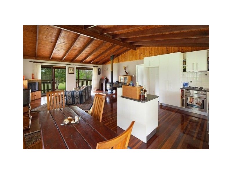 144 Flinders Drive, Paterson QLD 4570