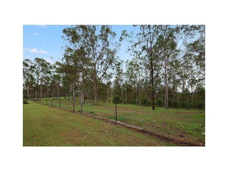 144 Flinders Drive, Paterson QLD 4570