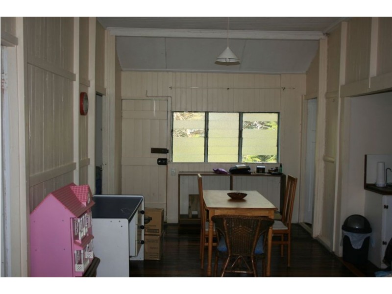 12 Carrington Ave, Gympie QLD 4570