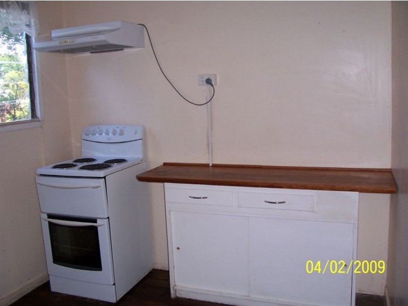 12 Carrington Ave, Gympie QLD 4570