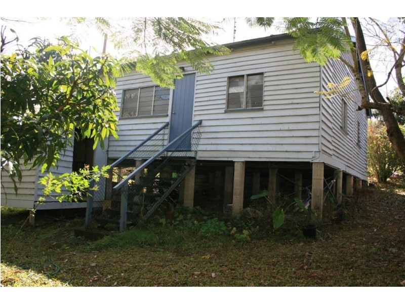 12 Carrington Ave, Gympie QLD 4570