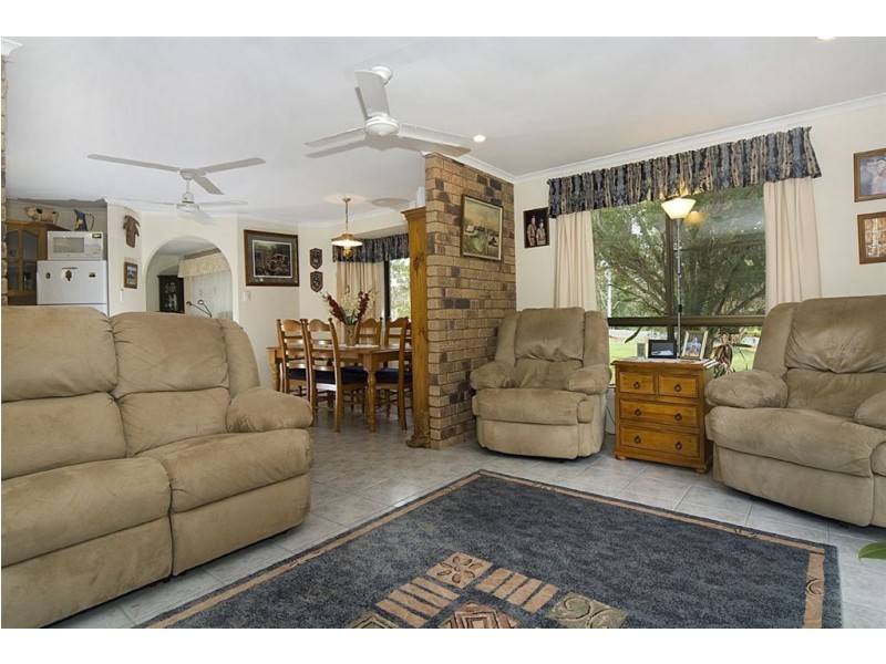 58 Atkinson Road, Araluen QLD 4570