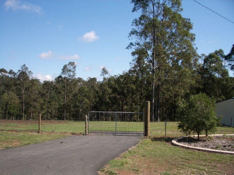 17 Taylor Road, Veteran QLD 4570