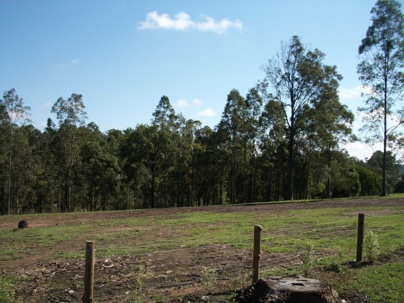 17 Taylor Road, Veteran QLD 4570