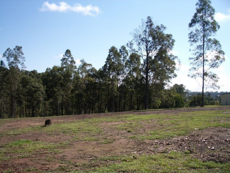 17 Taylor Road, Veteran QLD 4570