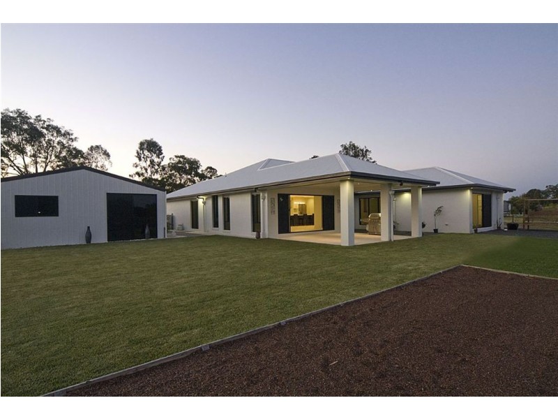 82 Taylor Road, Veteran QLD 4570