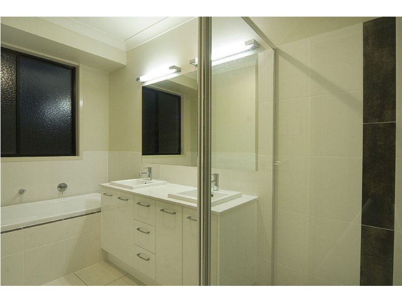 82 Taylor Road, Veteran QLD 4570