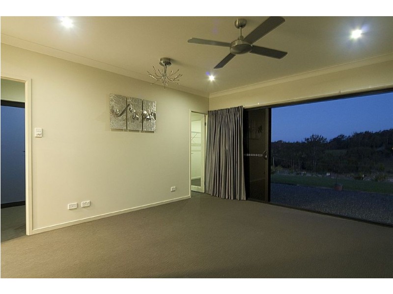 82 Taylor Road, Veteran QLD 4570